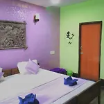 Goroomgo Basera Inn Puri Near Sea Beach